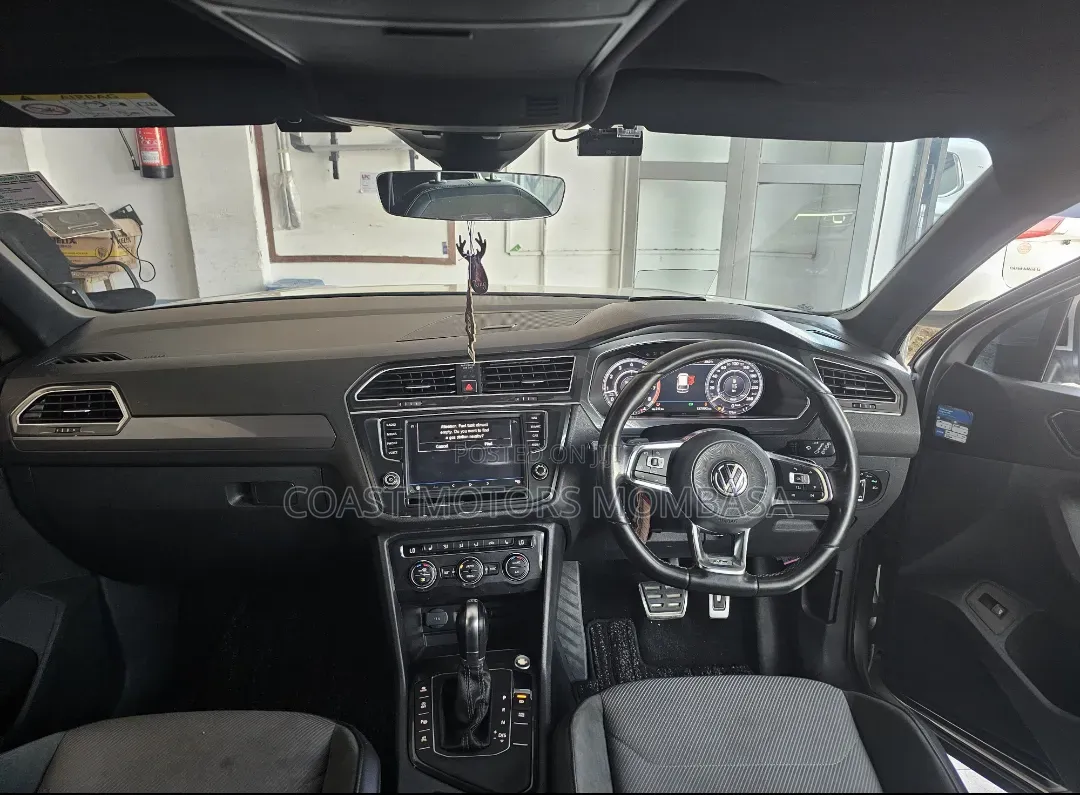 Volkswagen Tiguan 2016 Silver