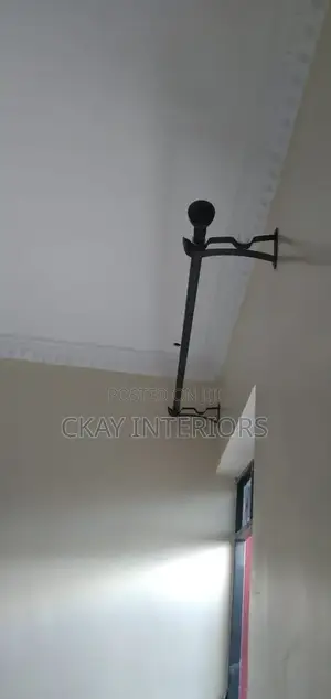 Double and Single Well Drilled Powder Coated Window Curtain Rods