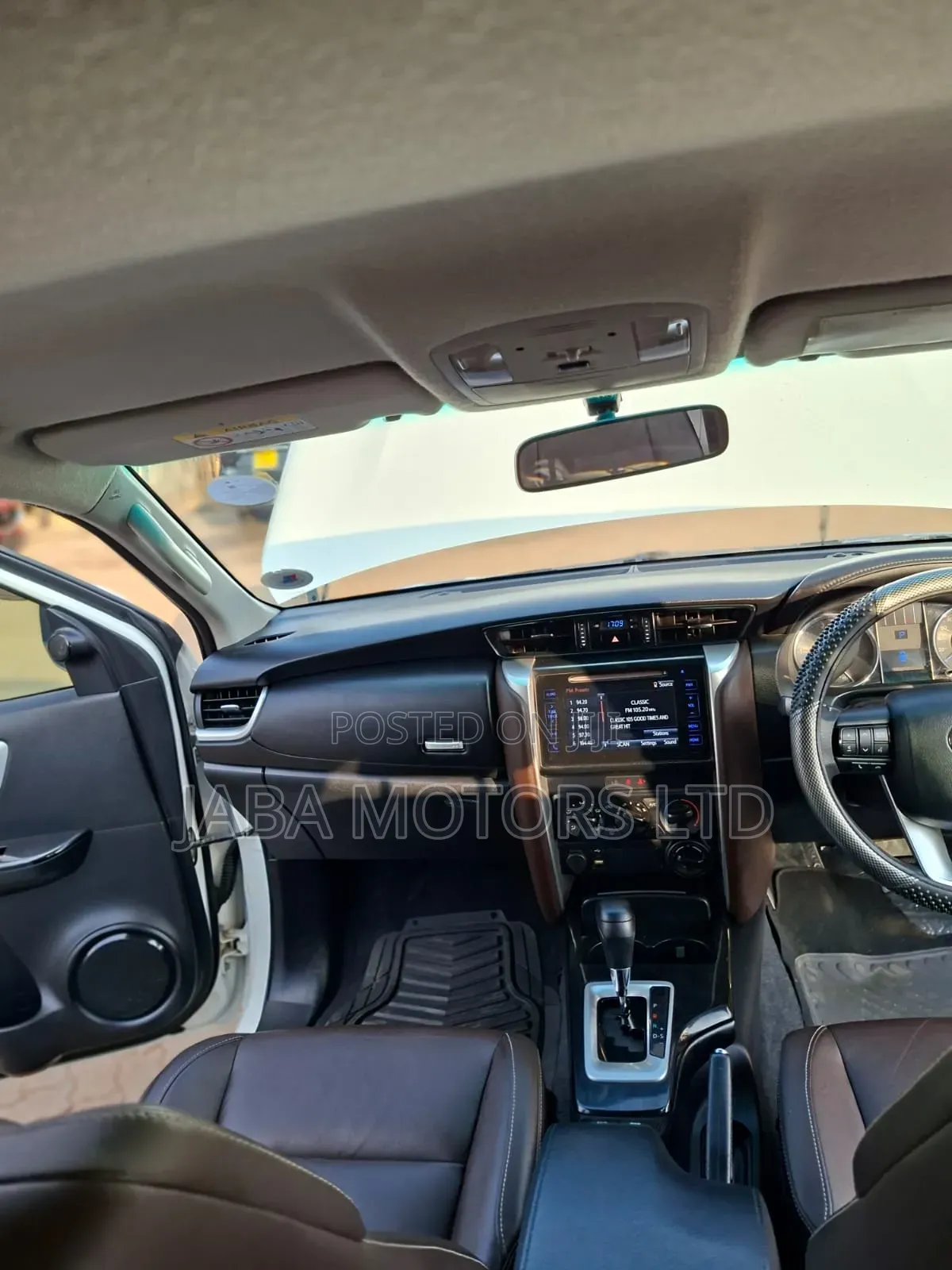 Toyota Fortuner 2019 White