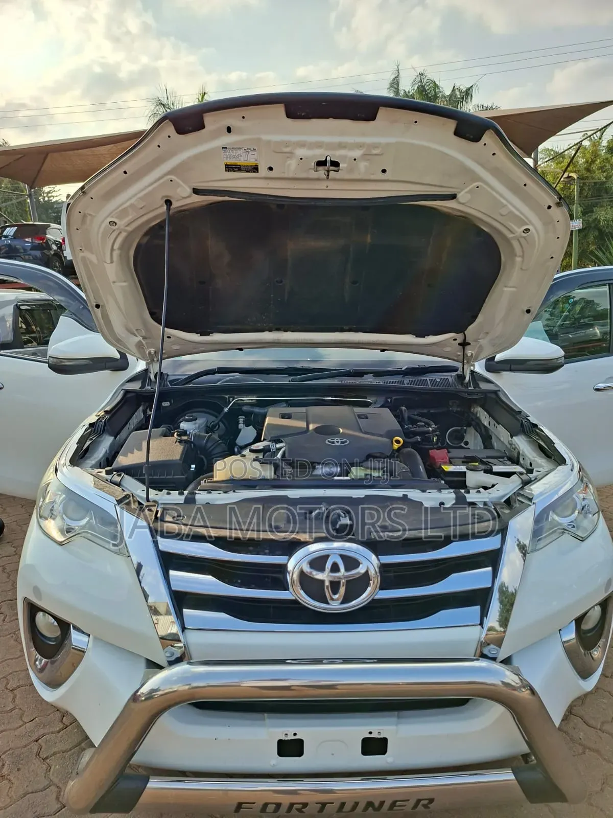 Toyota Fortuner 2019 White