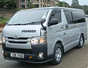 Toyota HiAce 2016 Silver