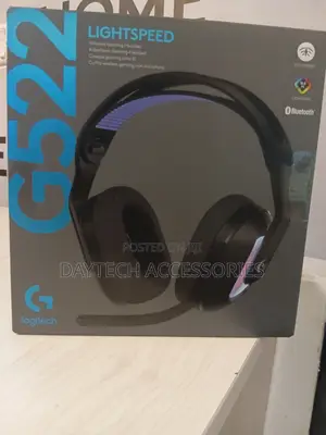 Logitech G522 Lightspeed Wireless Gaming Tri-Mode Headset.