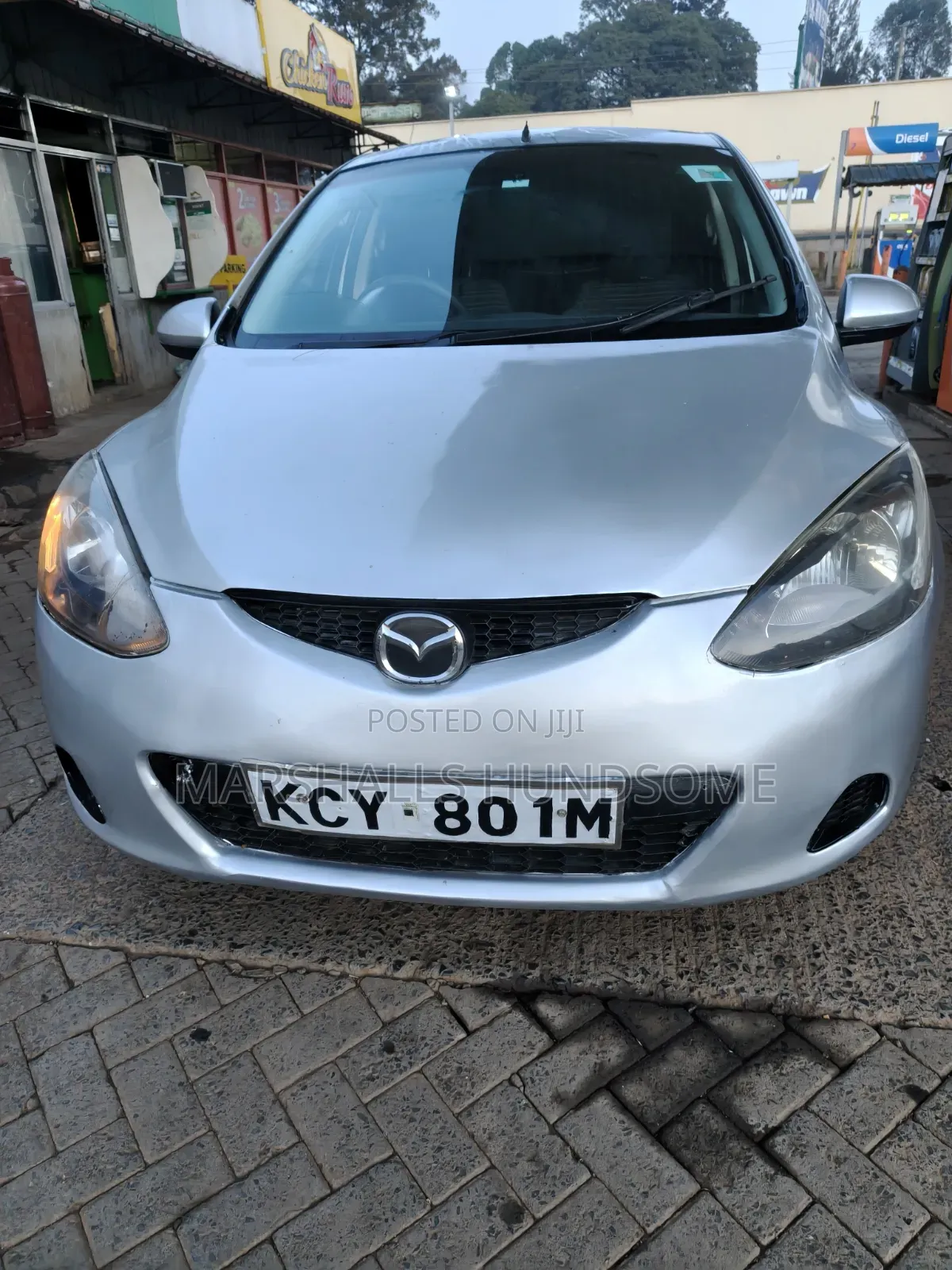 Mazda Demio 2011 Silver