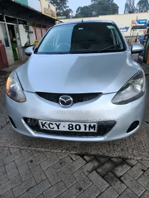 Mazda Demio 2011 Silver