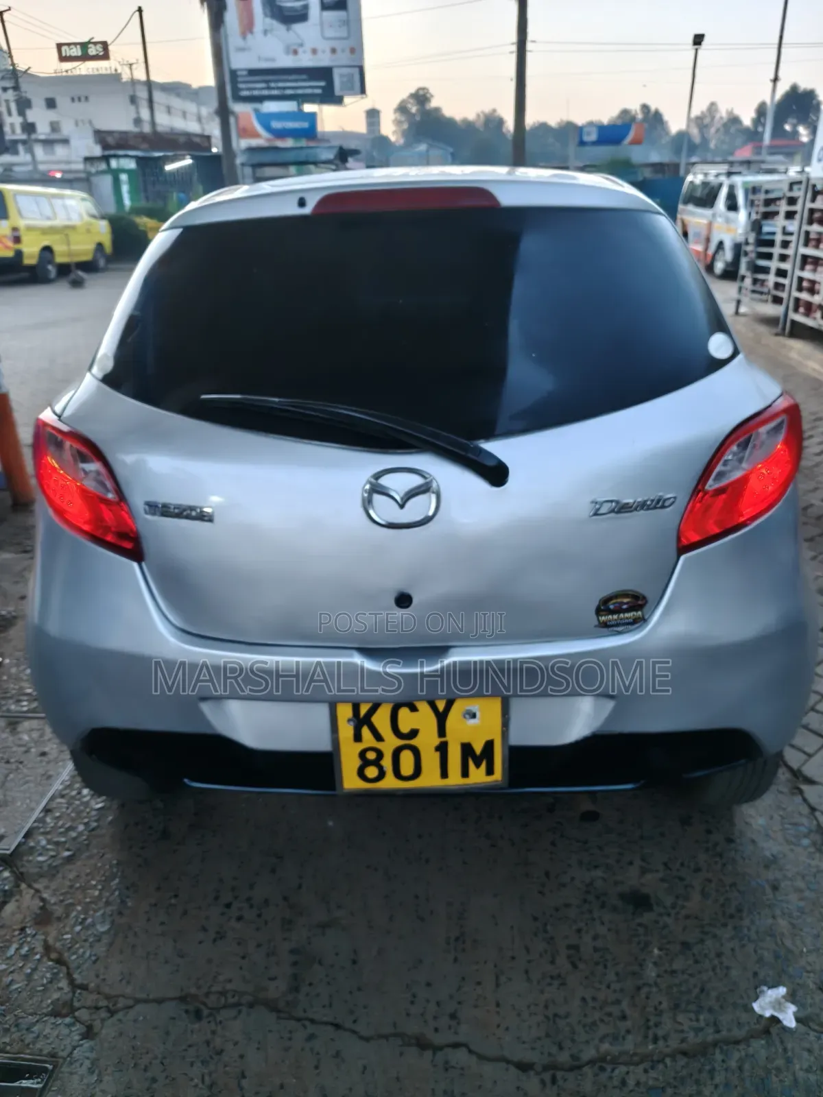 Mazda Demio 2011 Silver