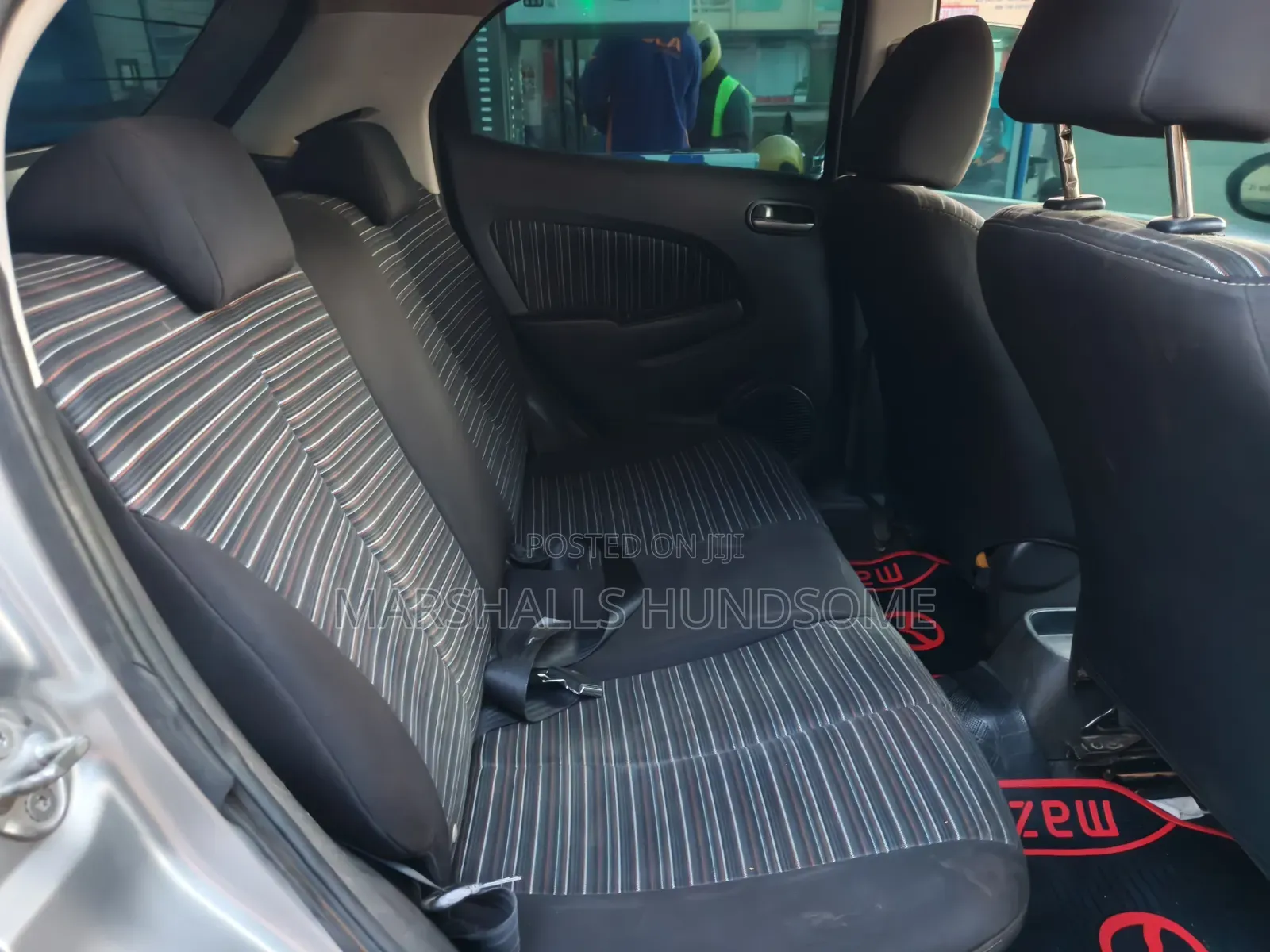 Mazda Demio 2011 Silver