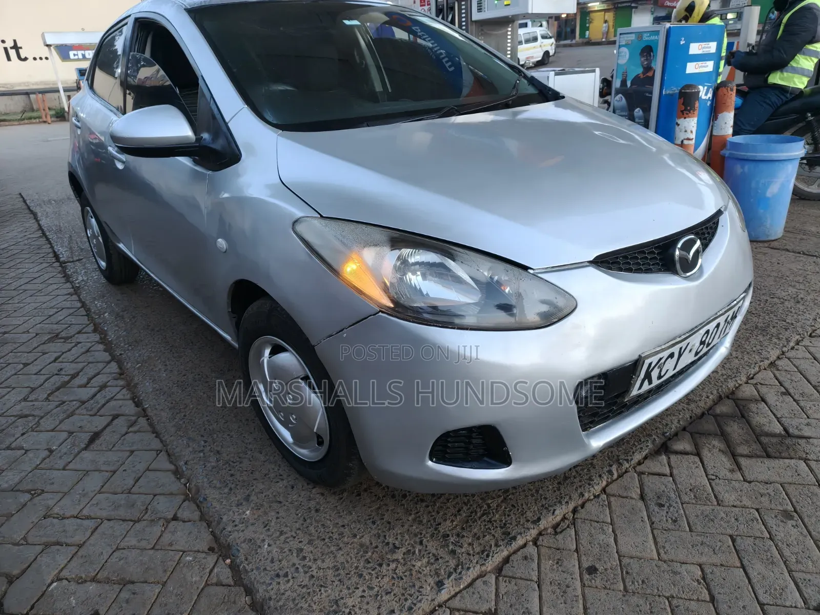 Mazda Demio 2011 Silver