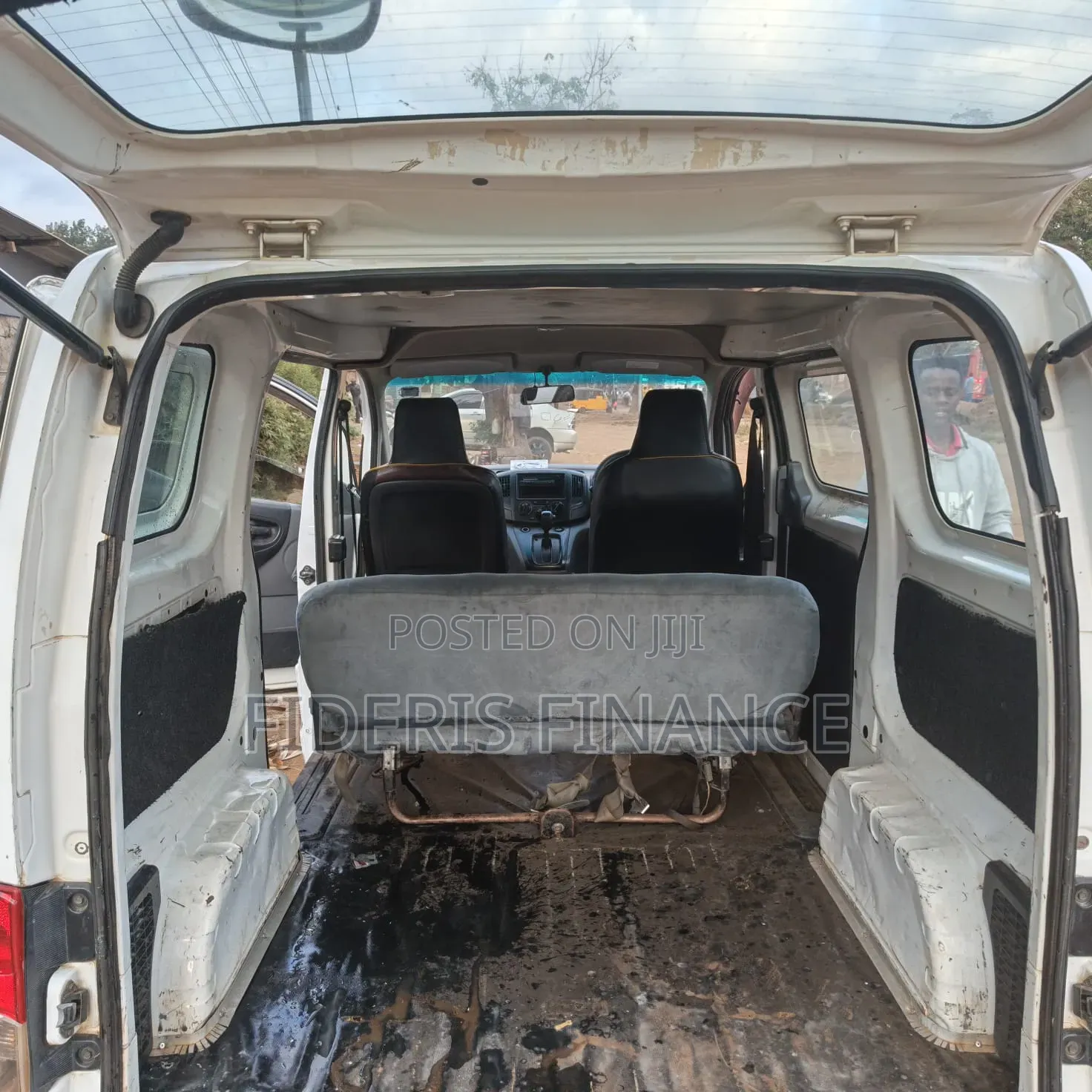 Nissan NV350 2012 White