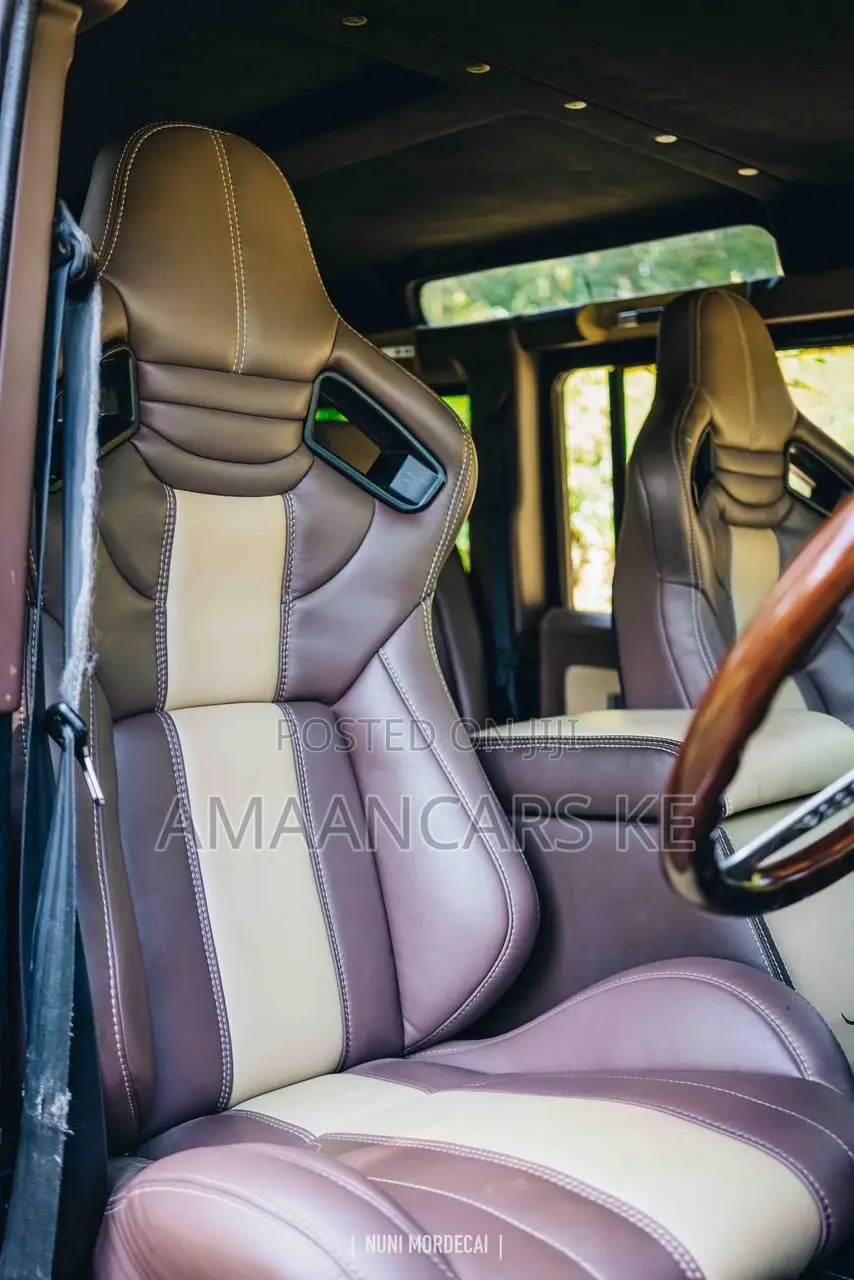 Land Rover Defender Puma 110 2.4 TD 2010 Black