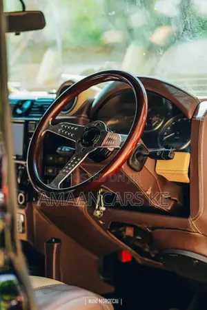 Land Rover Defender Puma 110 2.4 TD 2010 Black
