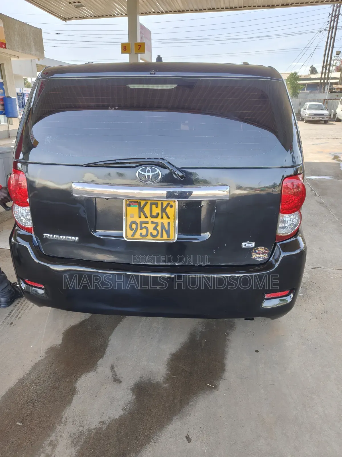 Toyota Corolla Rumion 2010 Black