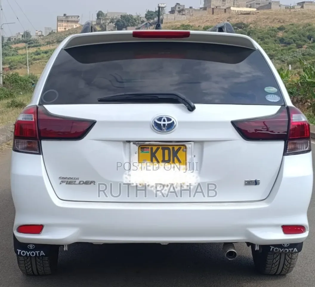 Toyota Corolla Fielder 2016 White
