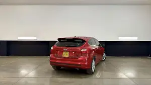 Ford Focus 2013 Red