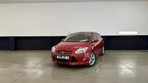 Ford Focus 2013 Red