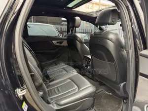 Audi Q7 2016 Black