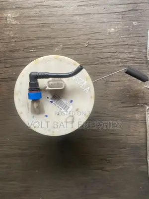 Fuelpump Mazda Demio