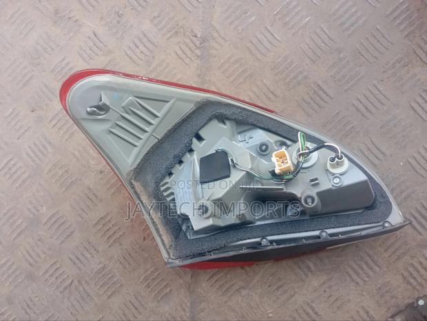 Vanguard New Model Taillight - thumbnail 3