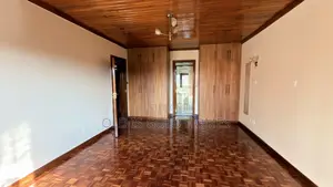 3bdrm Apartment in Valley Arcade for rent