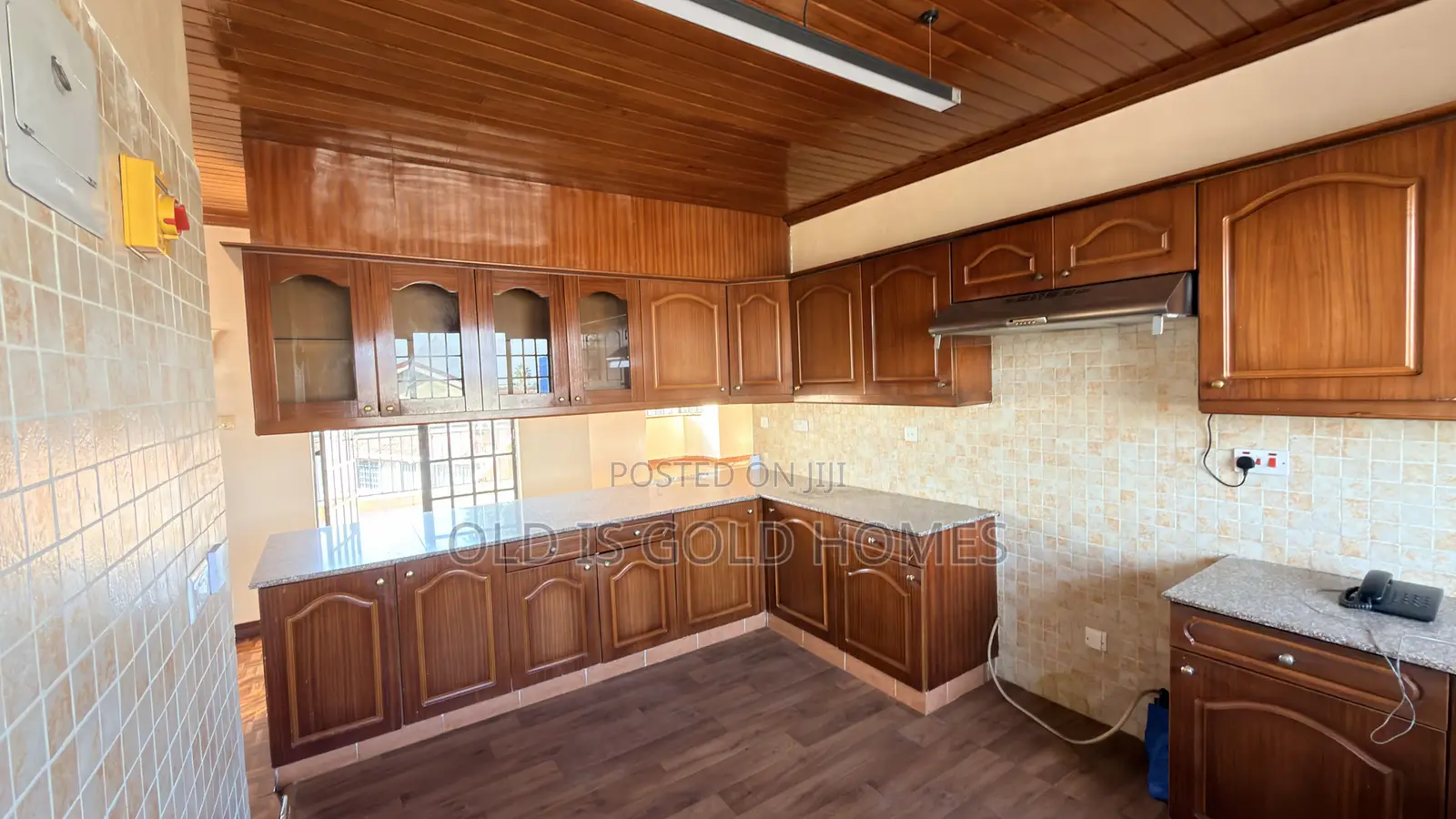 3bdrm Apartment in Valley Arcade for rent