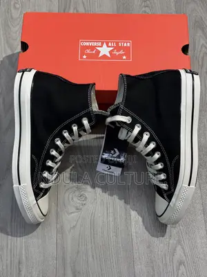 High Top Converse Chuck Taylor