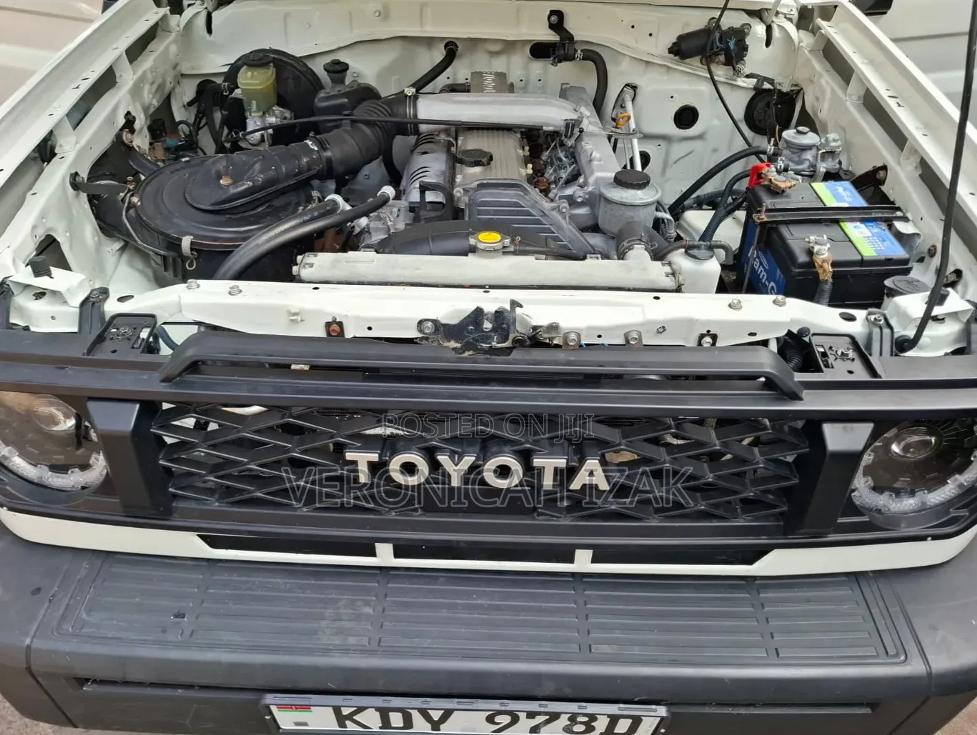 Toyota Land Cruiser 2008 White