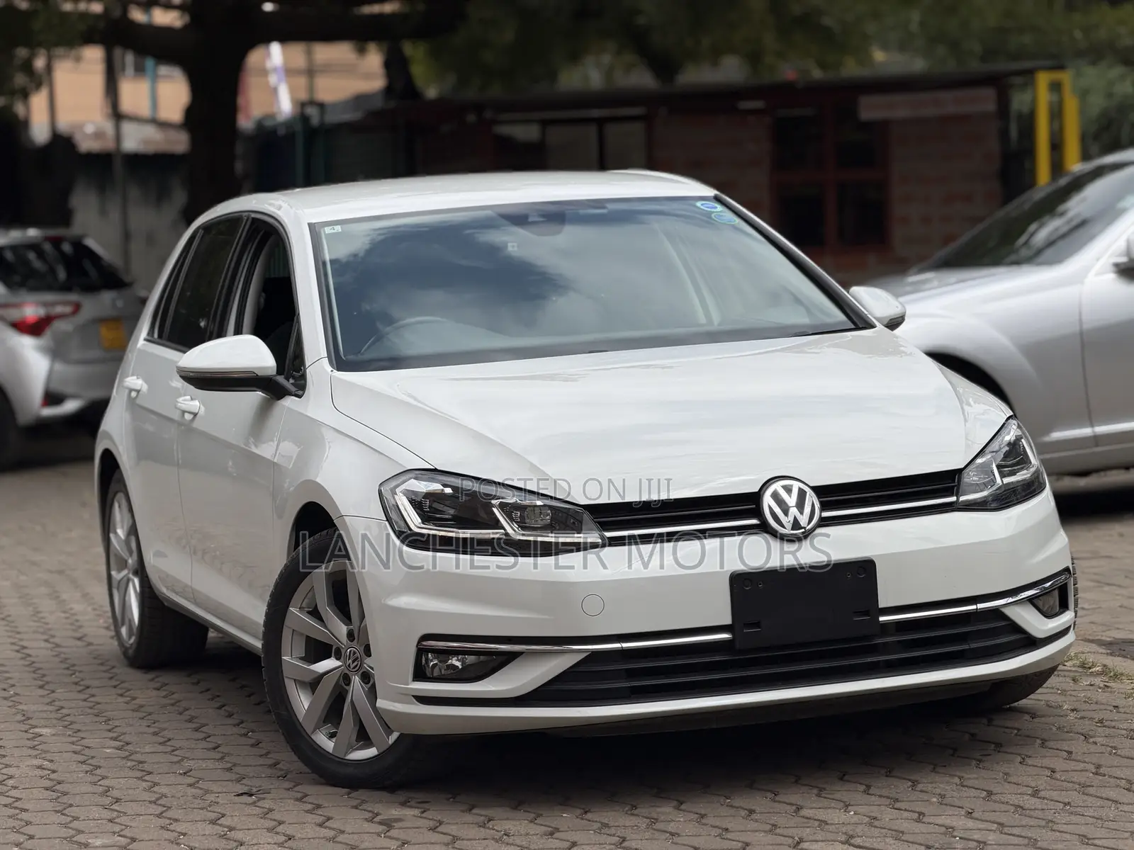 Volkswagen Golf 2018 White