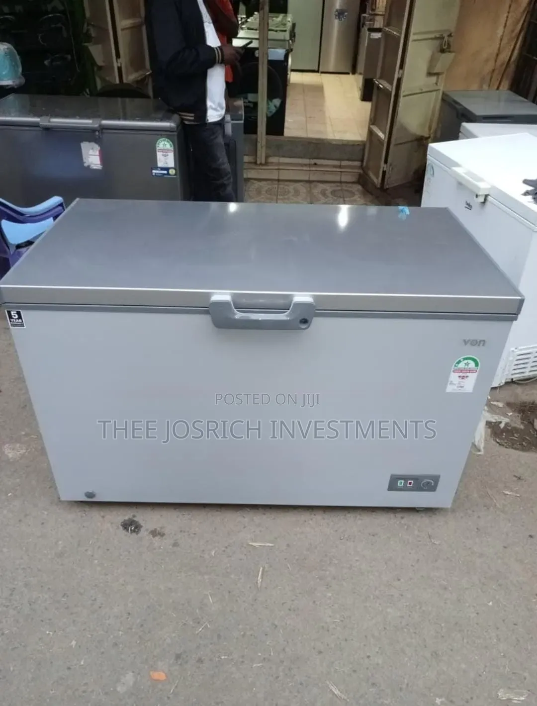 Von Chest Freezer 371 Litres