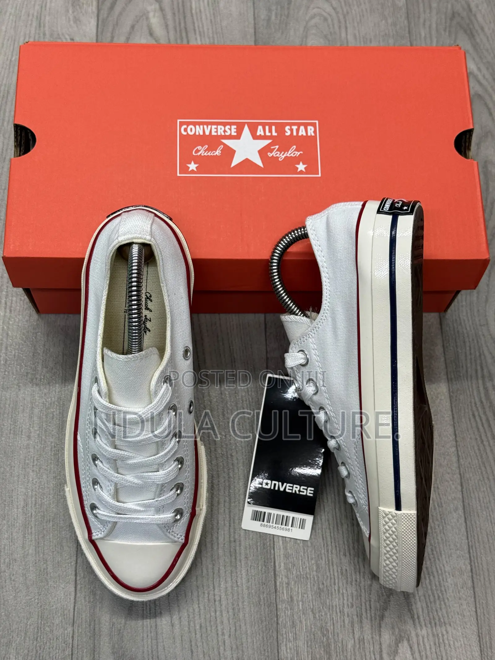 Converse Low Shoes