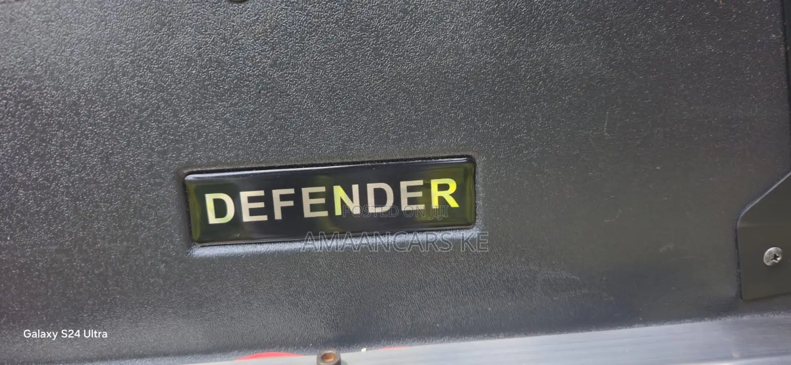 Land Rover Defender Puma 110 2.4 TD 2009 Gray