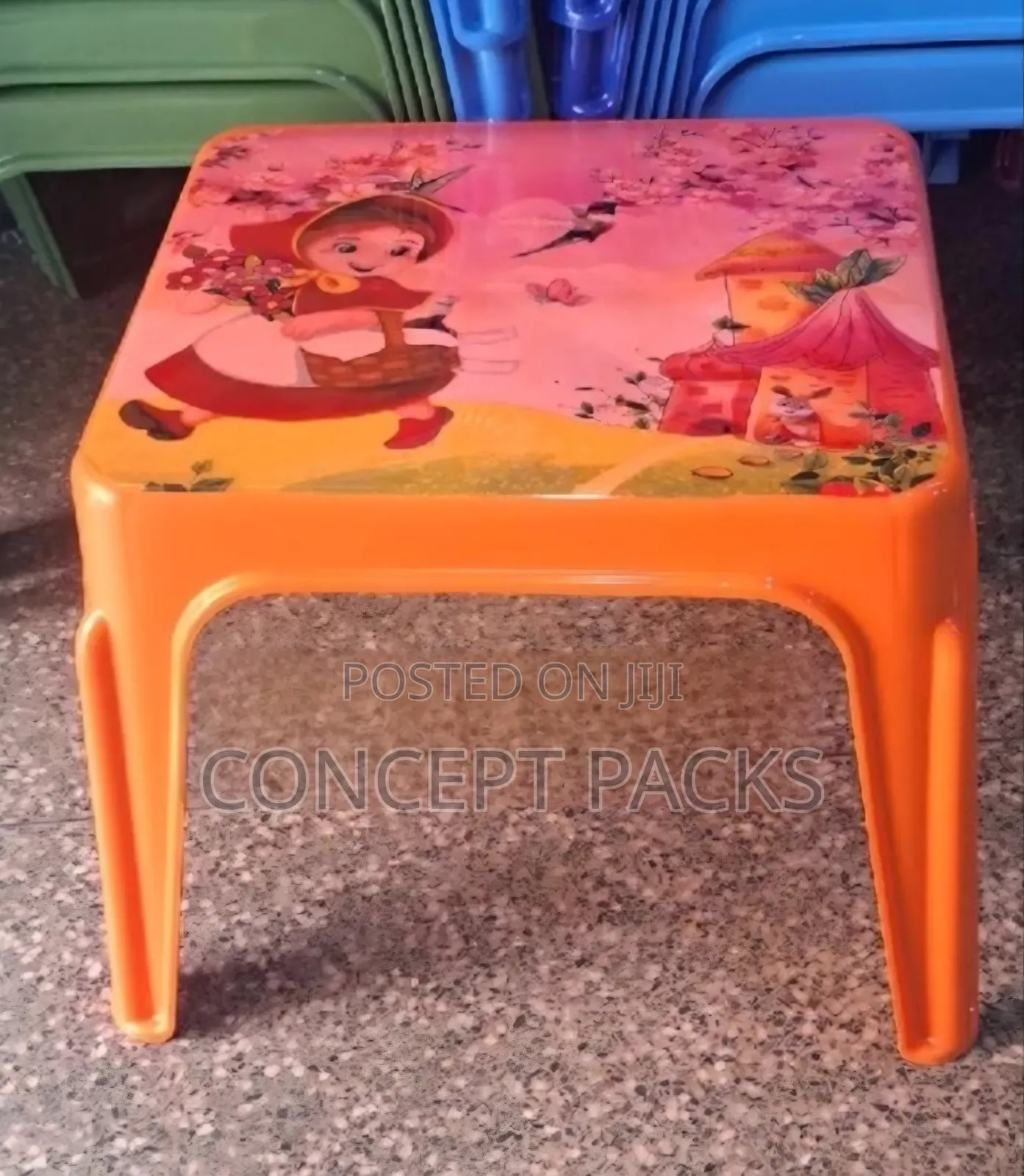 Square Picture Top Themed Plastic Coffee Table.
