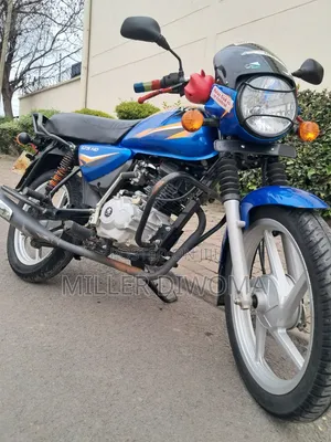 Bajaj Boxer 125 2025 Blue