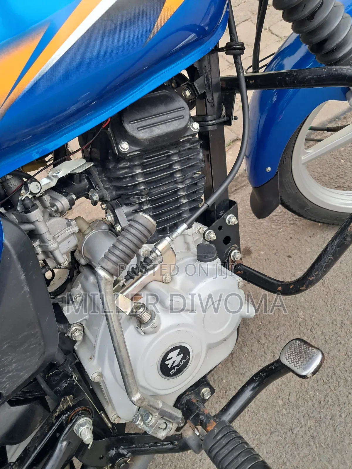 Bajaj Boxer 125 2025 Blue