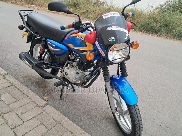 Bajaj Boxer 125 2025 Blue - thumbnail 7