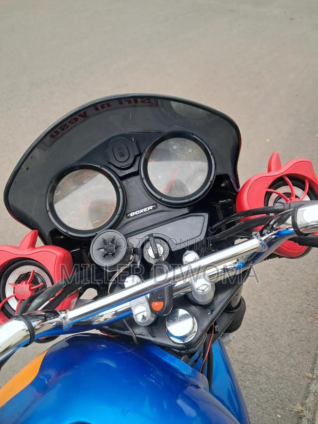 Bajaj Boxer 125 2025 Blue - thumbnail 9