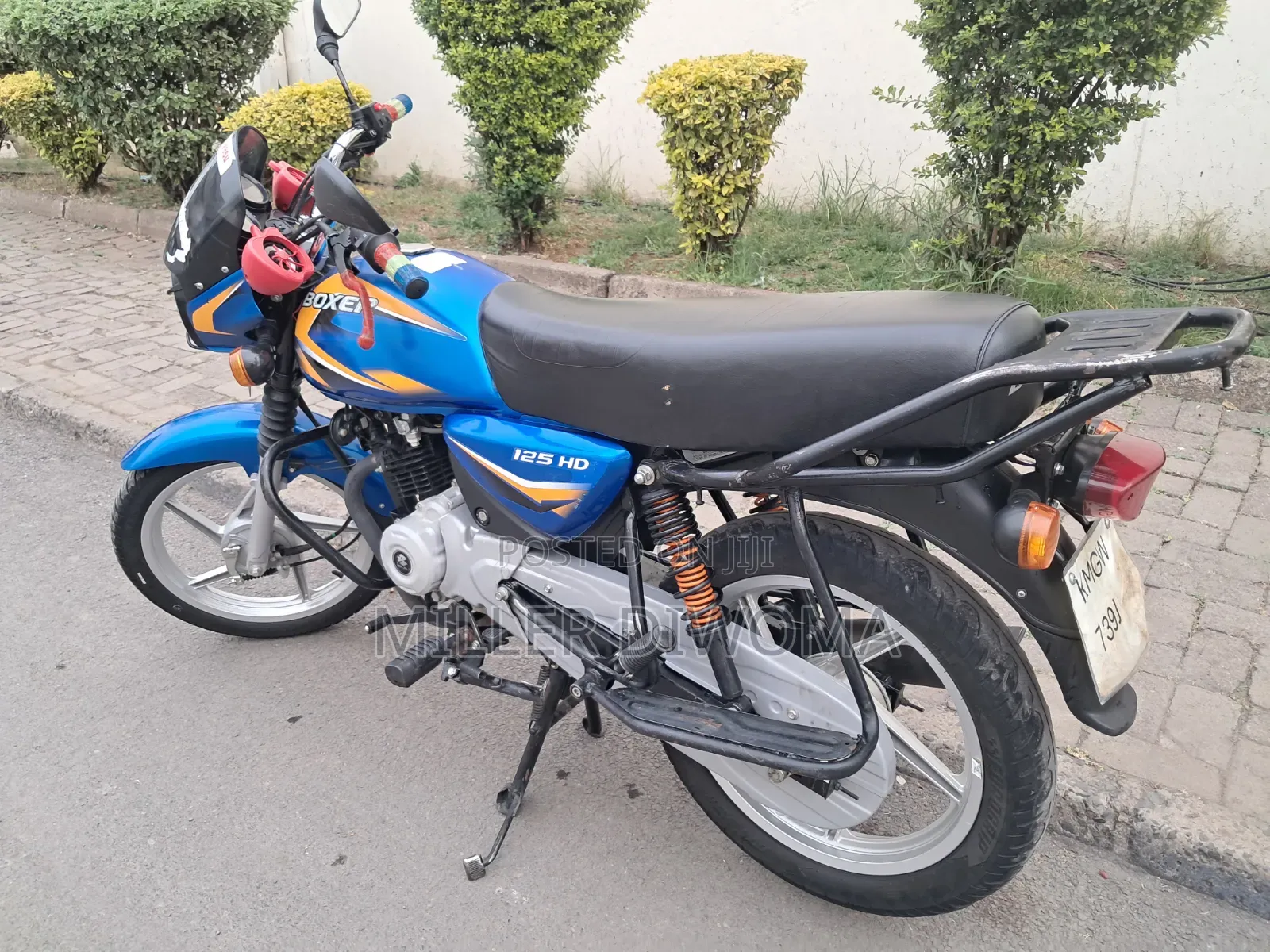Bajaj Boxer 125 2025 Blue