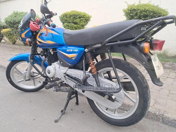 Bajaj Boxer 125 2025 Blue - thumbnail 14