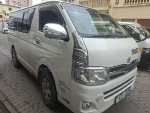Toyota HiAce 2013 White