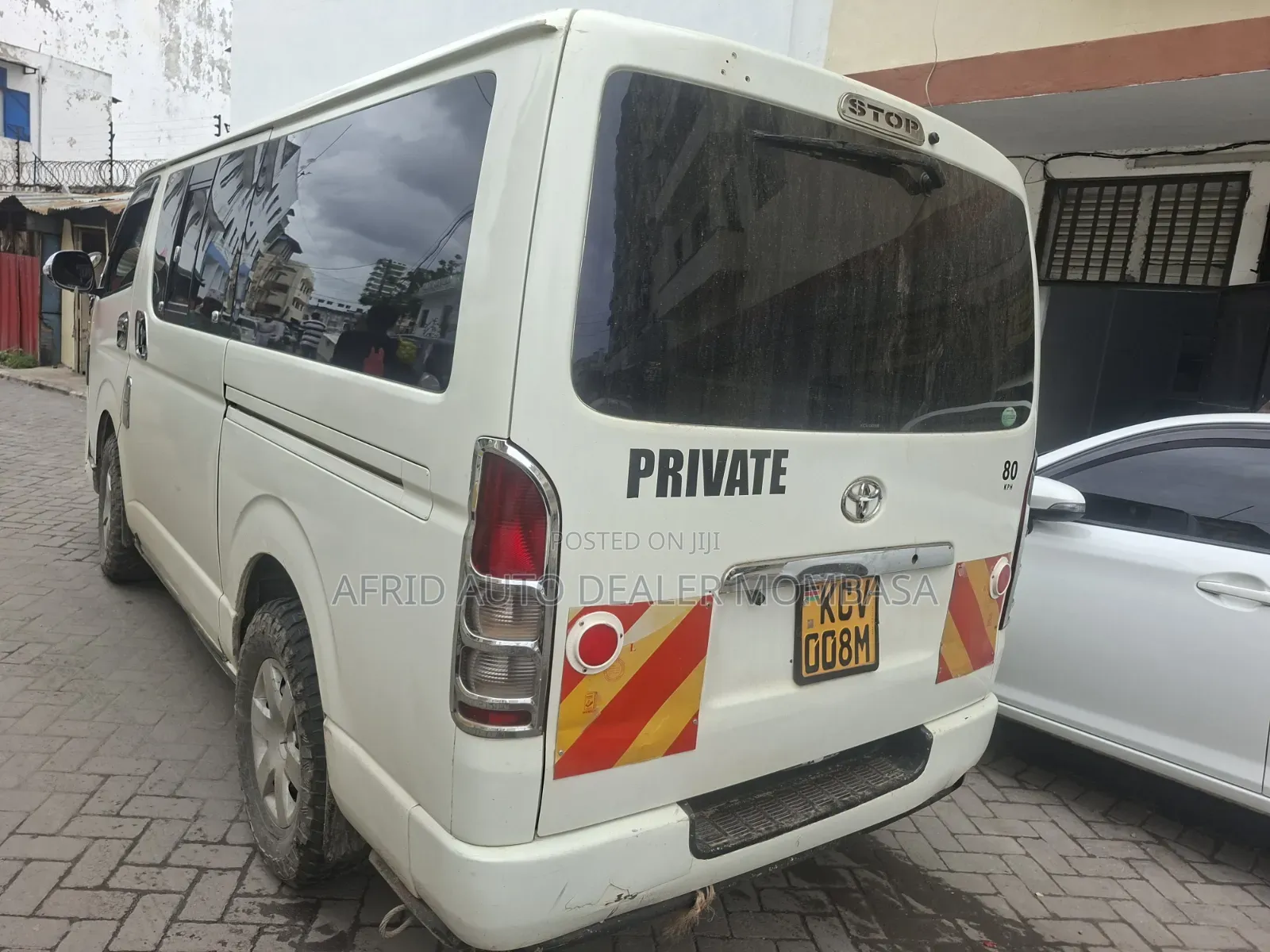 Toyota HiAce 2013 White
