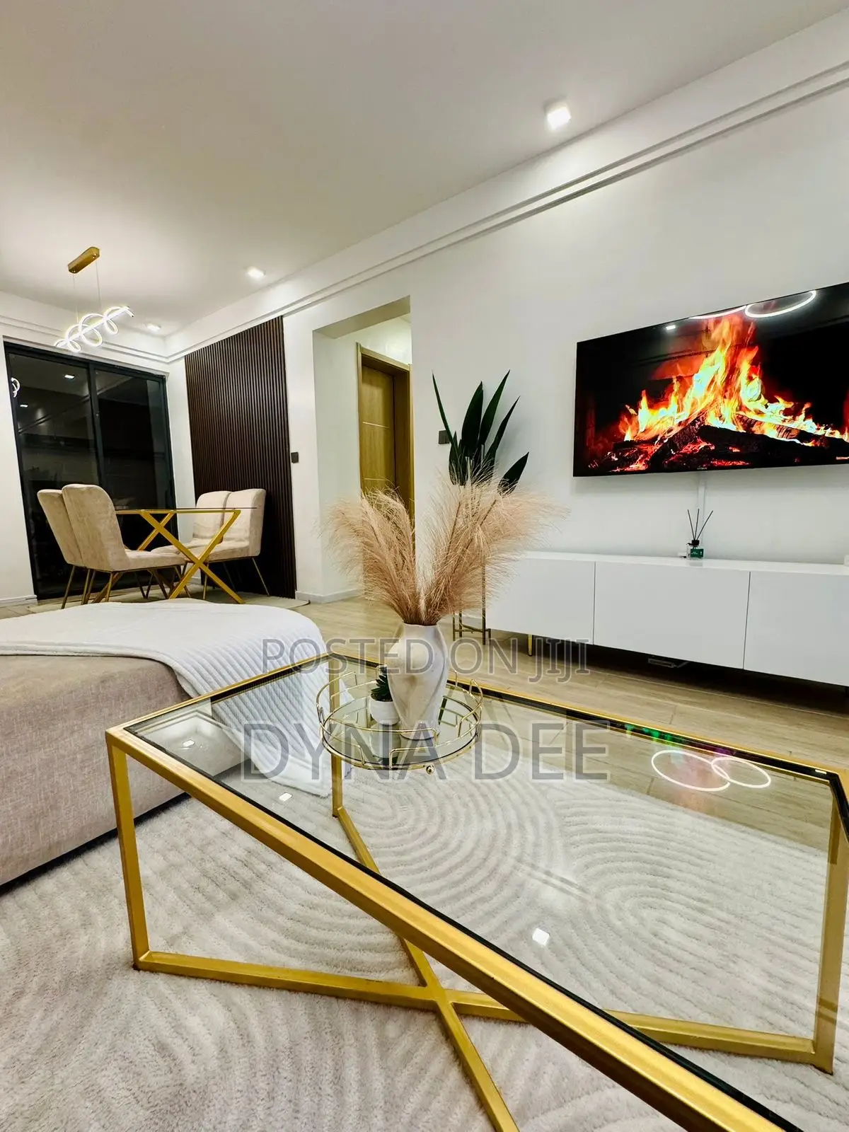 Luxury Airport Stay |2BR • Pool • Gym • Fast Wi-Fi