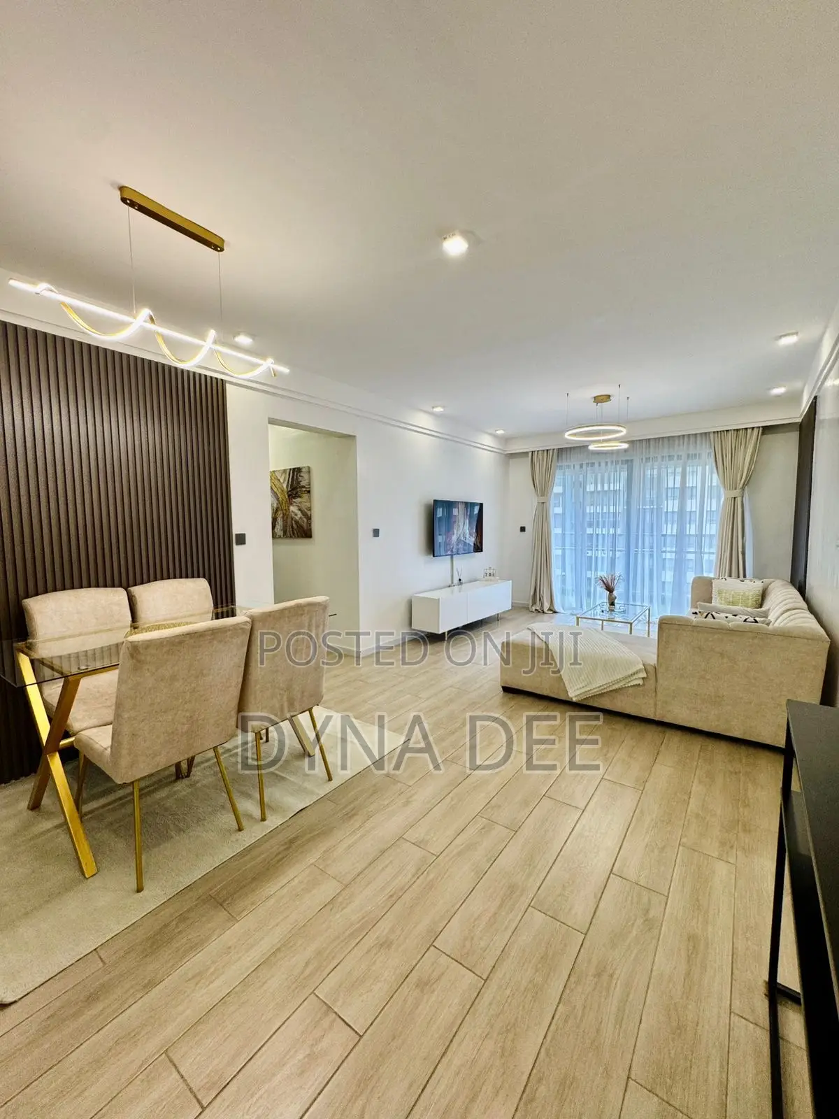 Luxury Airport Stay |2BR • Pool • Gym • Fast Wi-Fi