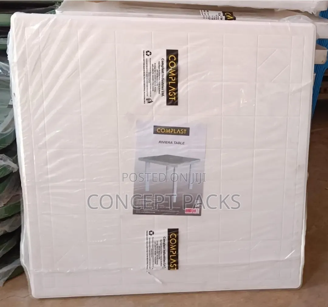 4 Seater Super Square Table.