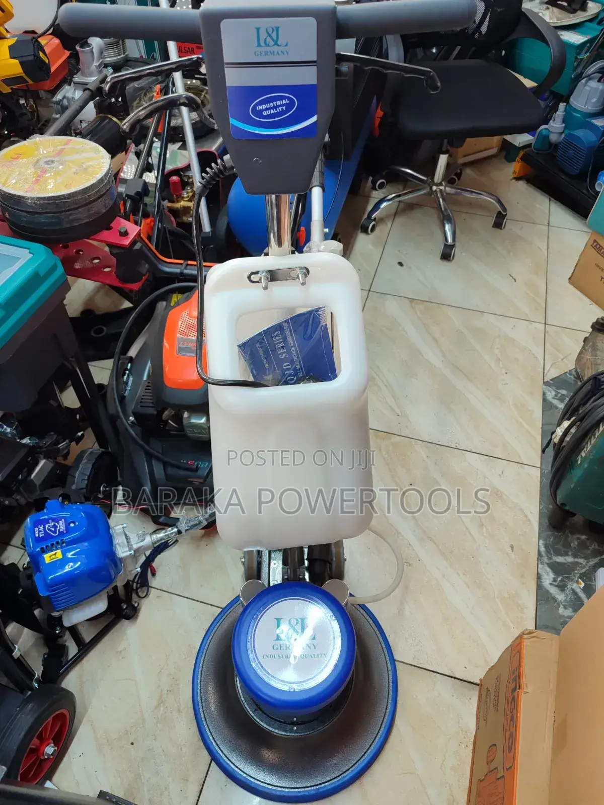 Floor Scrubber Machine