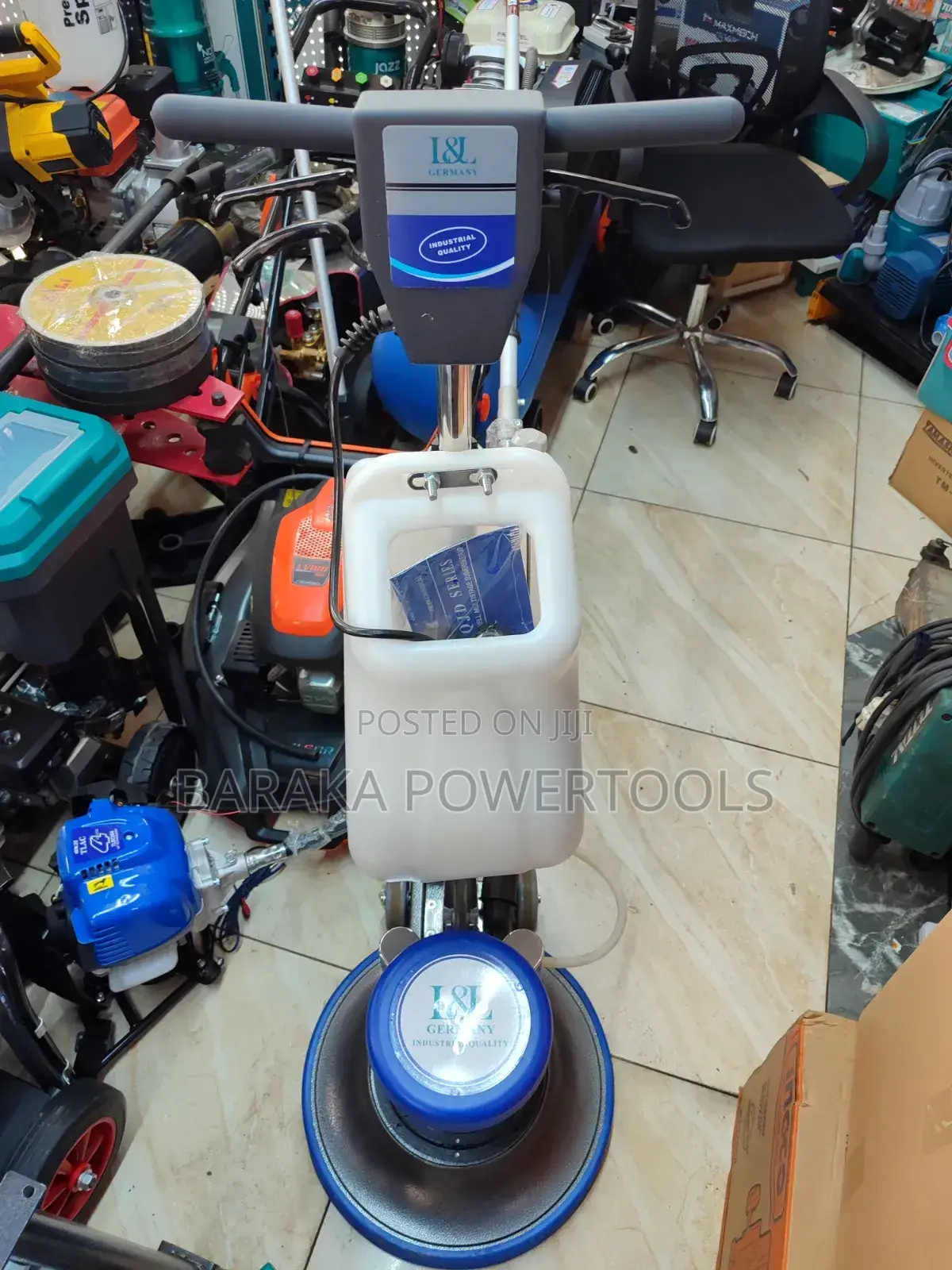 Floor Scrubber Machine
