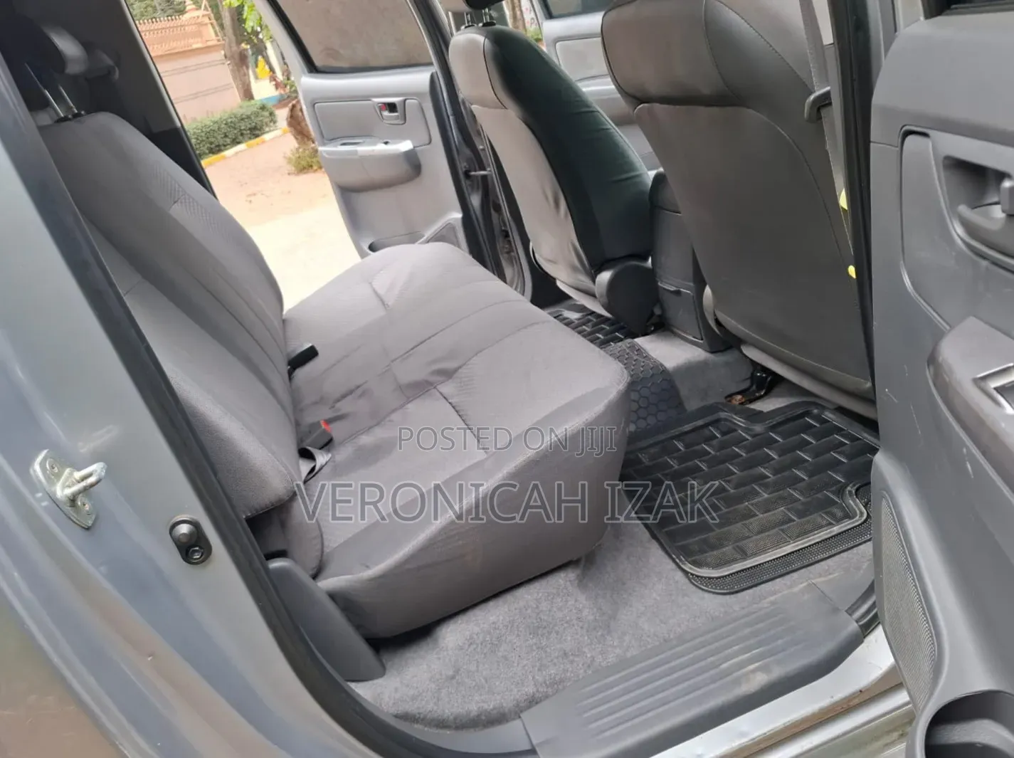 Toyota Hilux 2015 Silver