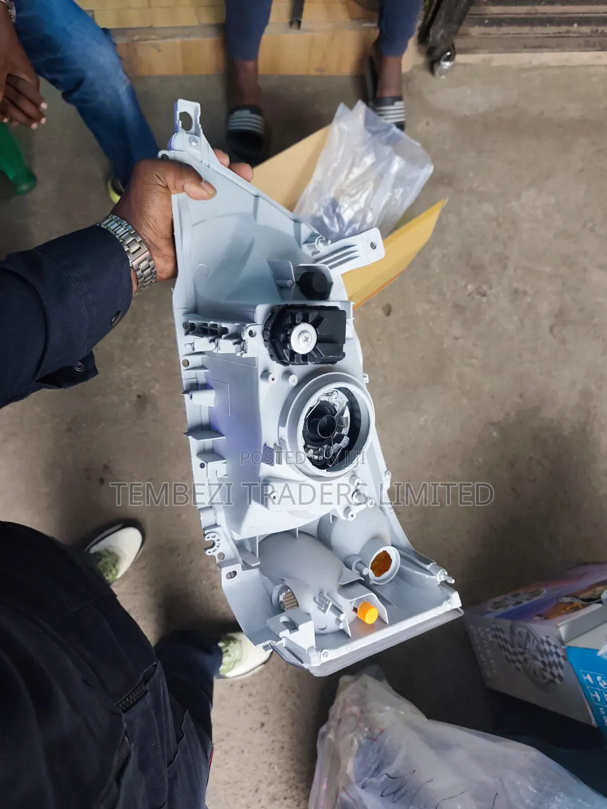 Toyota Dyna Headlight/Headlamp – Clear Replacement Lamp