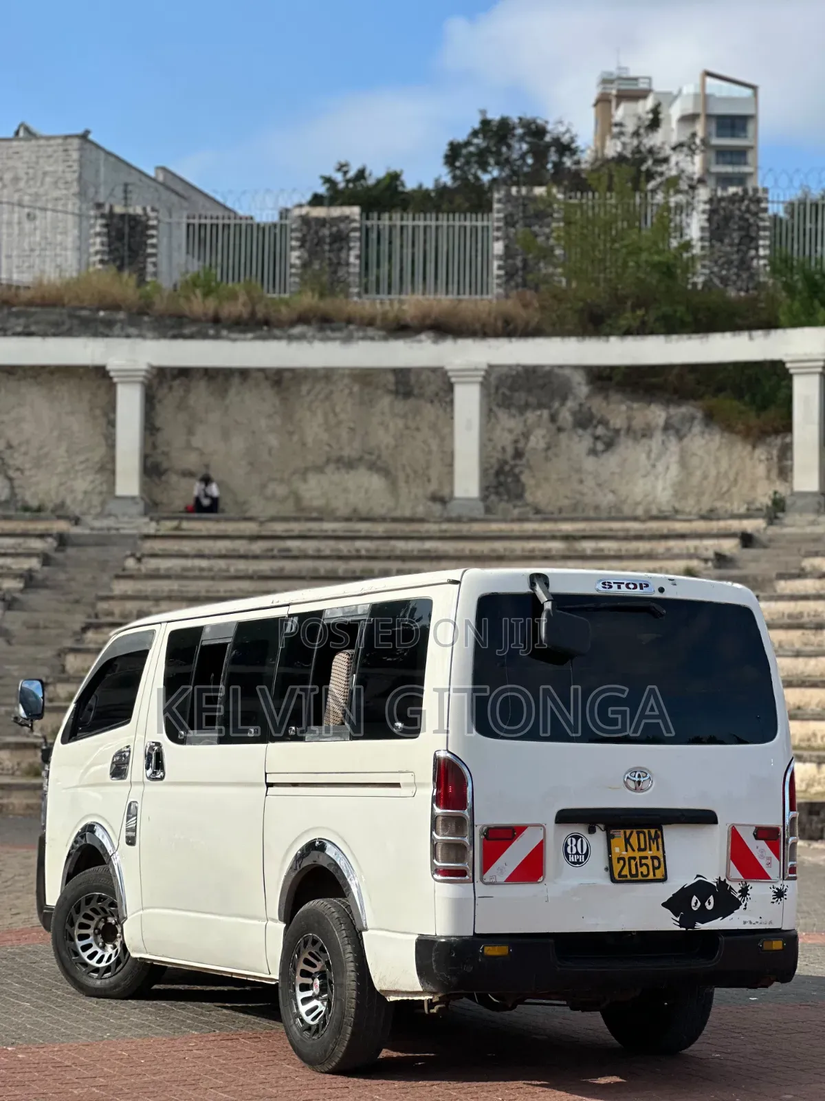 Toyota HiAce 2016 White