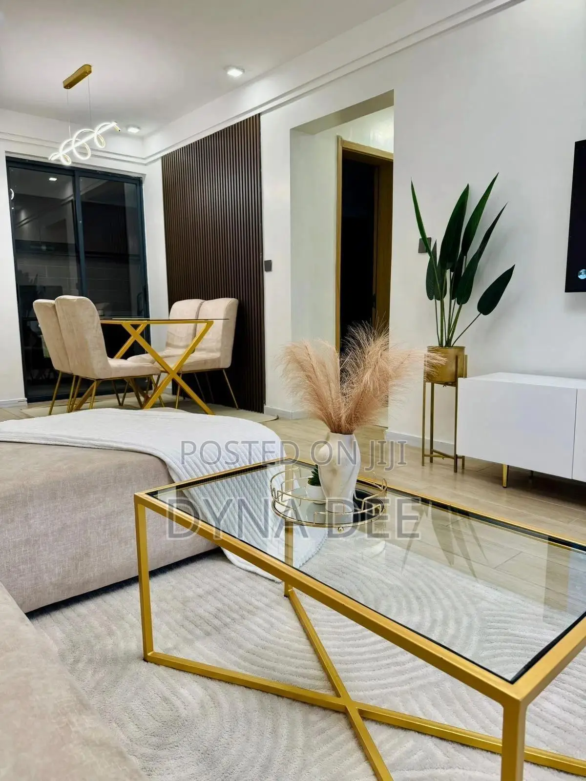 Luxury Airport Stay |2BR • Pool • Gym • Fast Wi-Fi