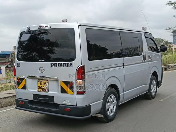 Toyota HiAce 2016 Silver - thumbnail 5