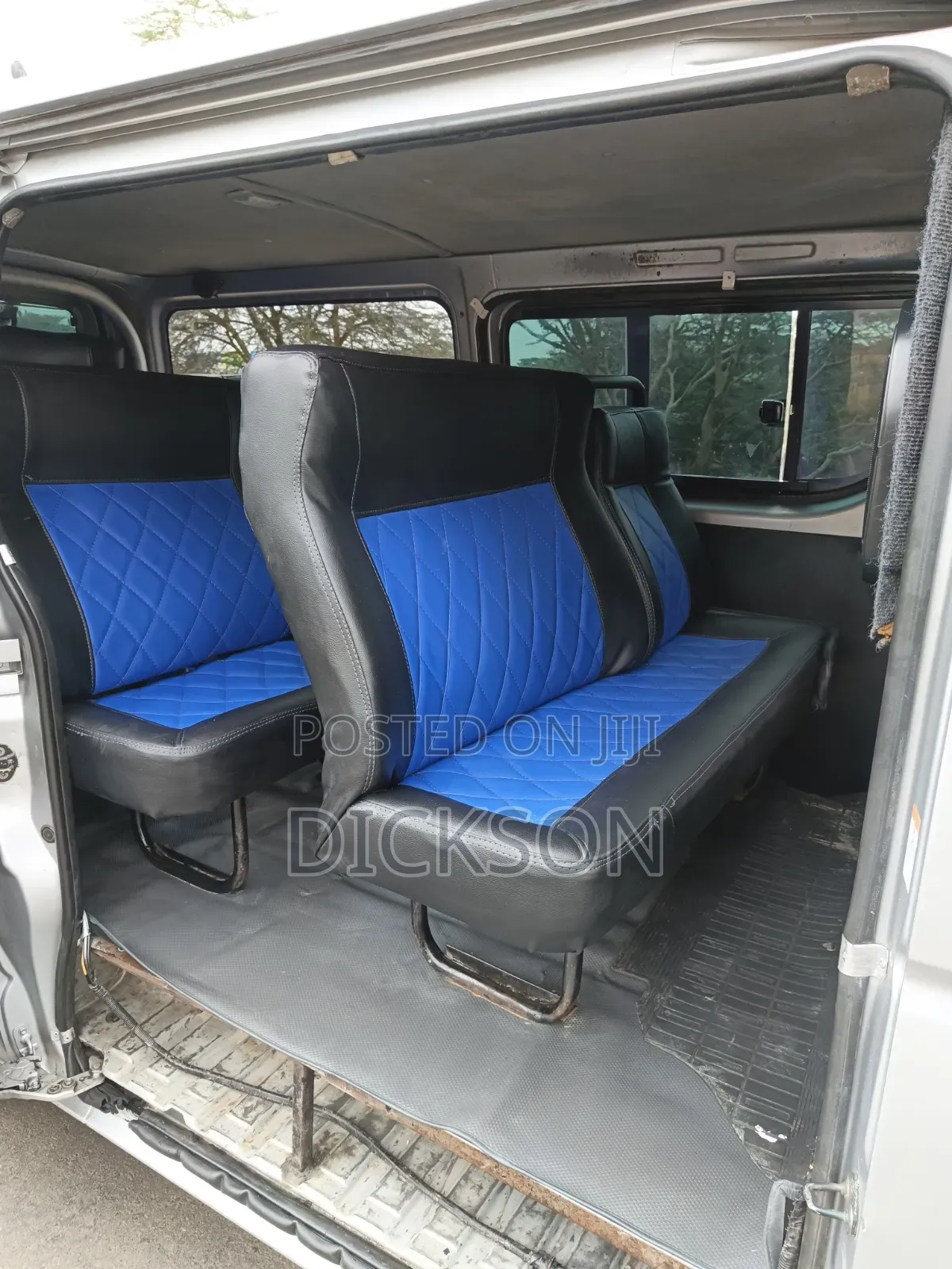 Toyota HiAce 2016 Silver