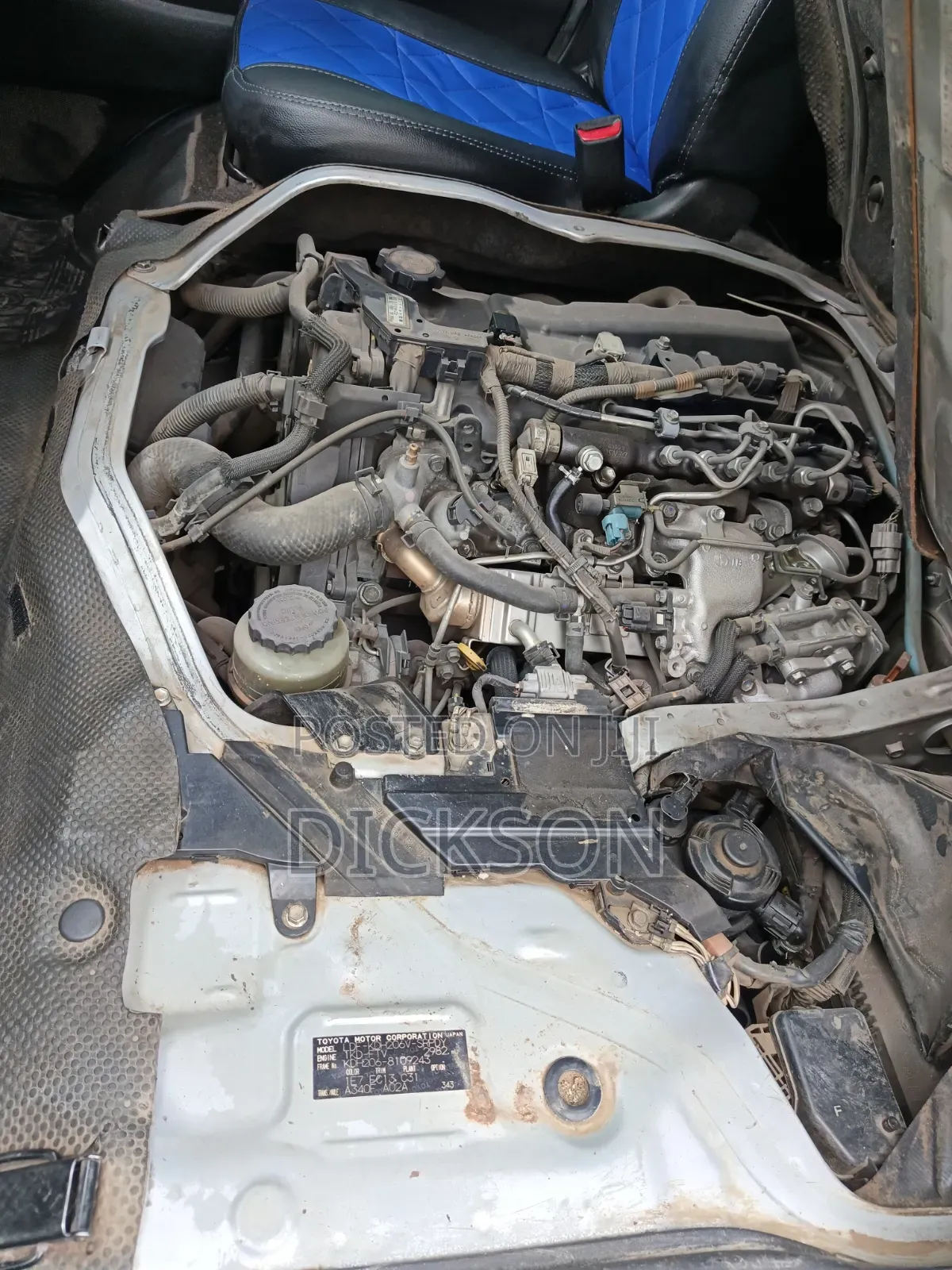 Toyota HiAce 2016 Silver